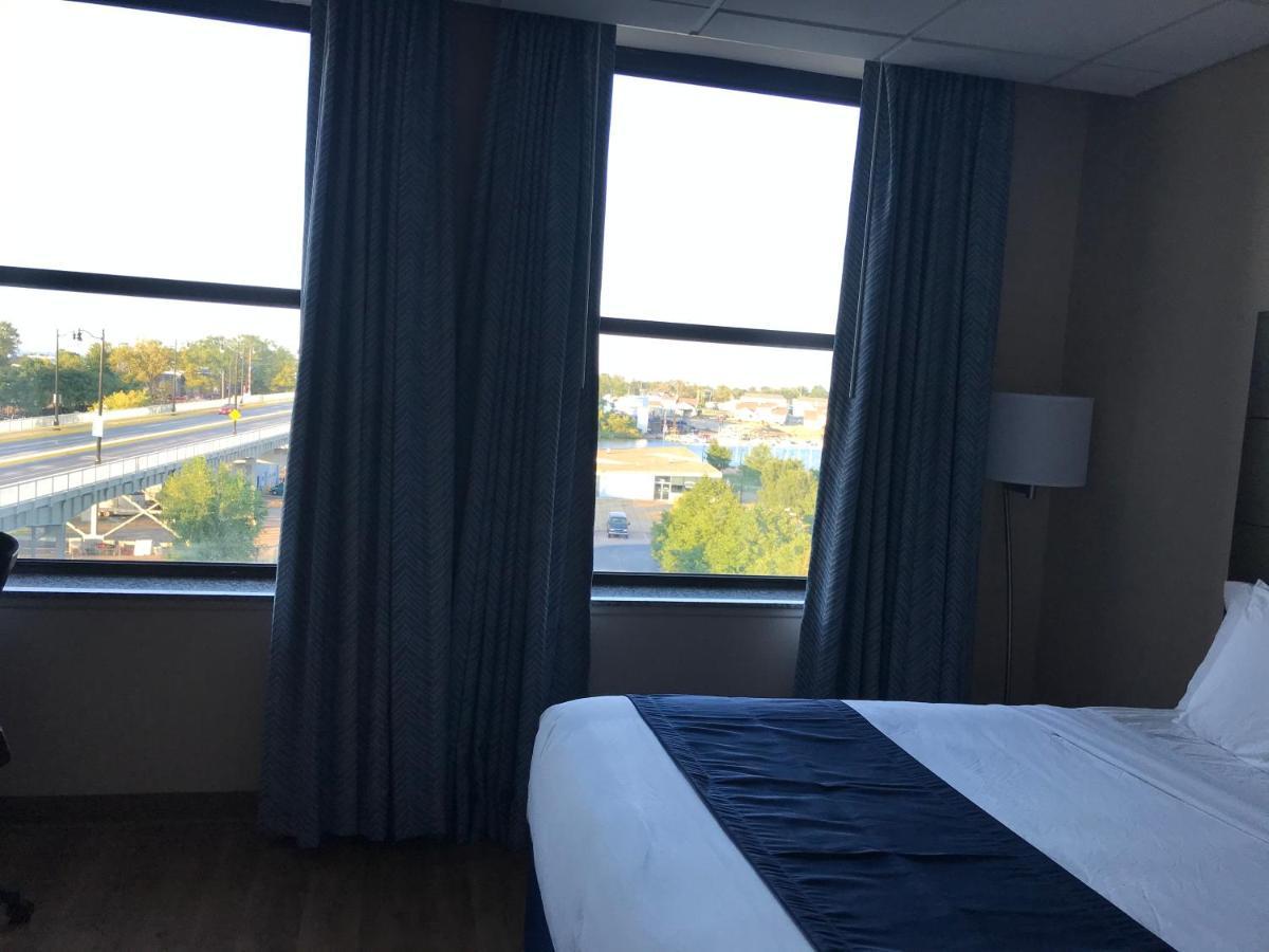 Ariel Broadway Hotel Lorain Eksteriør billede