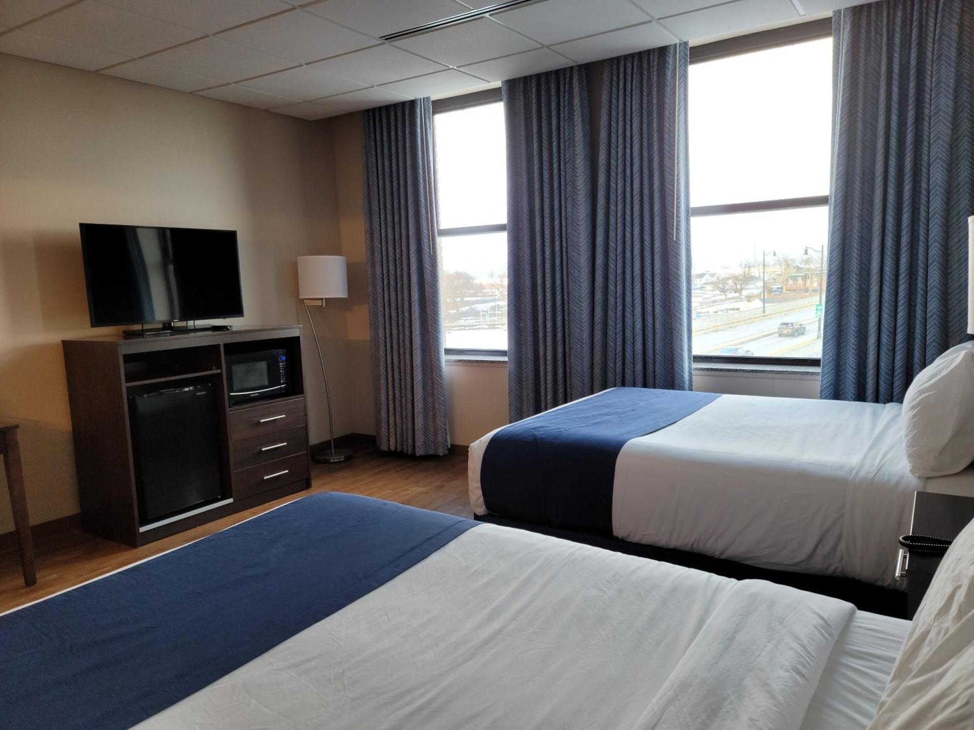 Ariel Broadway Hotel Lorain Eksteriør billede