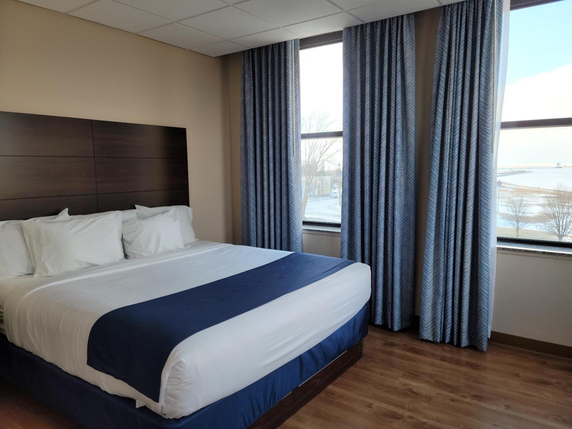 Ariel Broadway Hotel Lorain Eksteriør billede