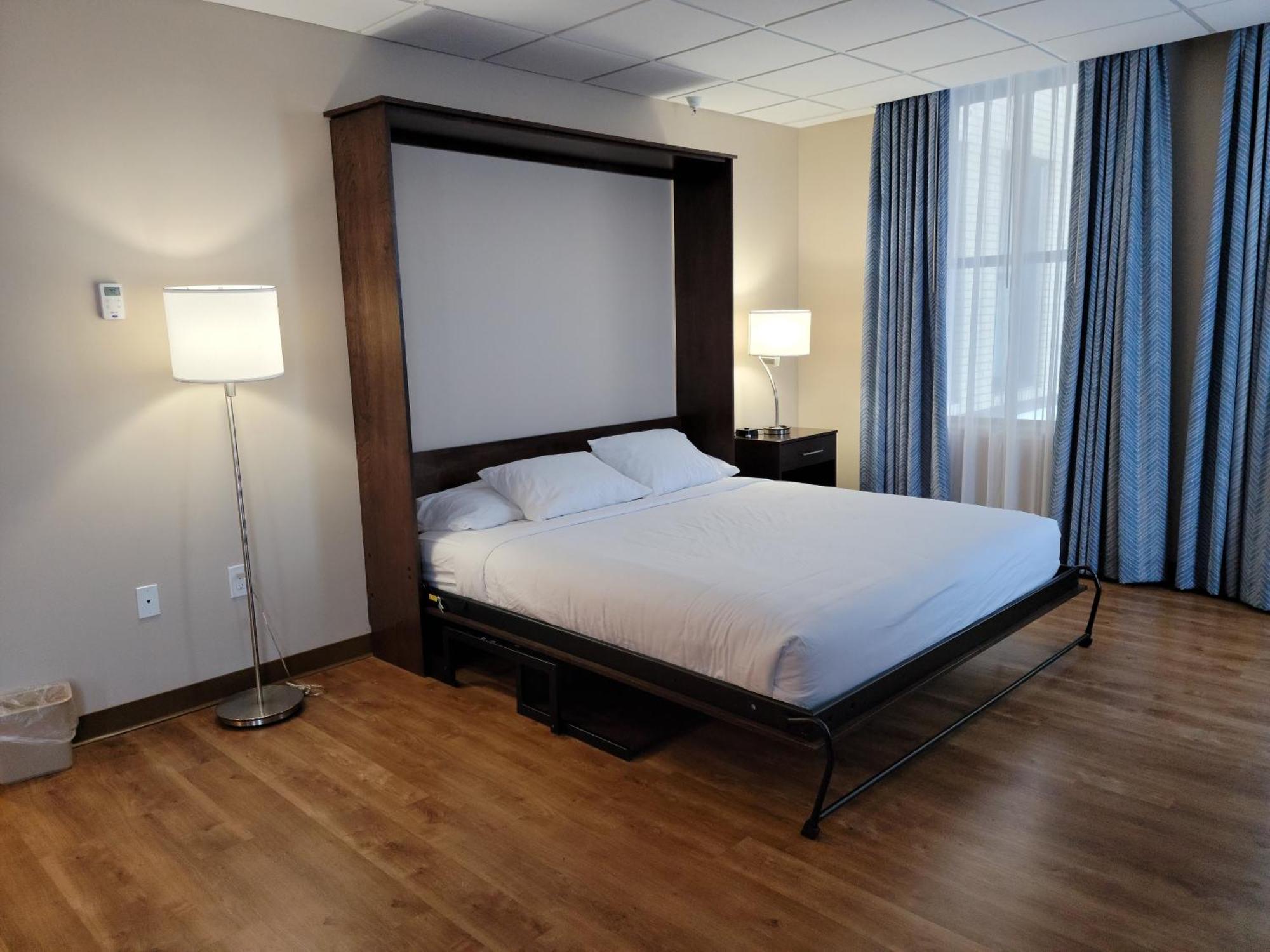 Ariel Broadway Hotel Lorain Eksteriør billede